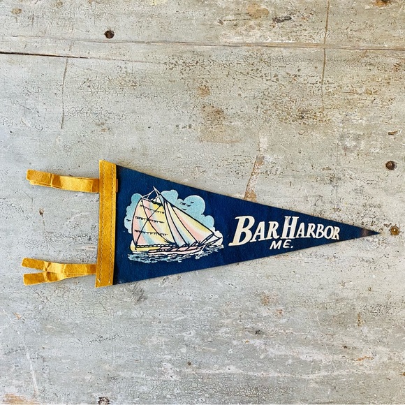 ♥️ Vintage ♥️ Bar Harbor ME. Nautical Blue Felt Pennant